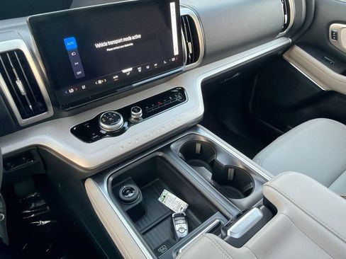 New 2027 Ford Expedition Active AWD/4WD image 23