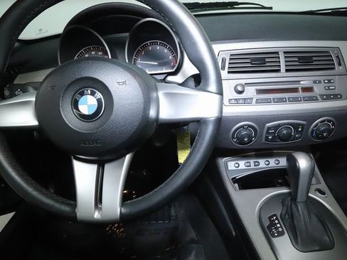 Used 2003 BMW Z4 3.0i RWD image 26