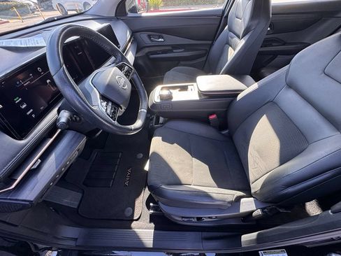 Certified 2023 Nissan Ariya FWD image 11