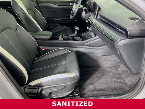 Used 2025 Kia K5 GT-Line w/ GT-Line Premium Package image 24