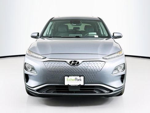 Used 2021 Hyundai Kona Ultimate w/ Cargo Package FWD image 2