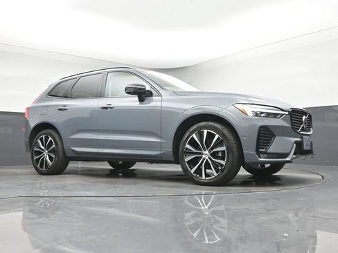 Used 2024 Volvo XC60 B5 Plus w/ Protection Package Premier AWD/4WD image 10