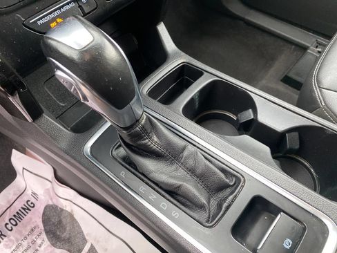 Used 2019 Ford Escape Titanium FWD image 23