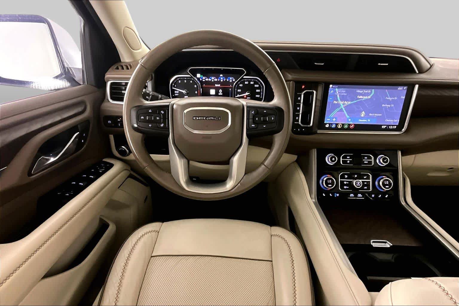 Used 2021 GMC Yukon Denali RWD image 6