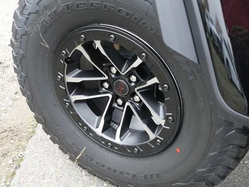 New 2026 Jeep Wrangler Unlimited Rubicon w/ Technology Group image 13