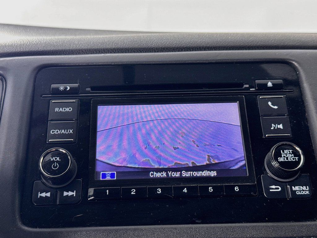 Used 2018 Honda HR-V LX image 18