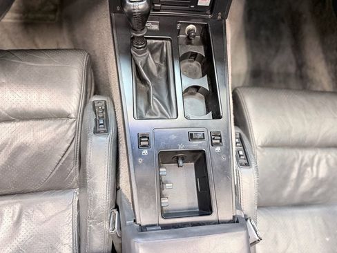 Used 1986 Chevrolet Corvette Convertible image 28