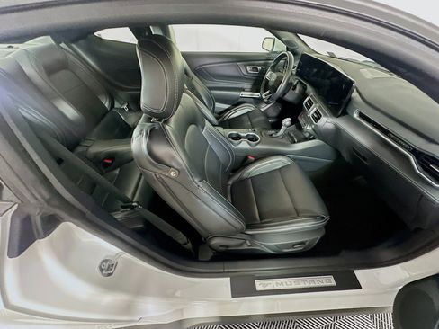 Used 2024 Ford Mustang Premium image 27