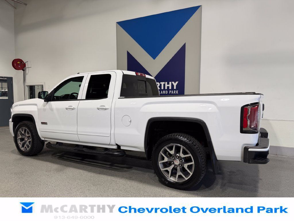 Used 2017 GMC Sierra 1500 SLT AWD/4WD image 9