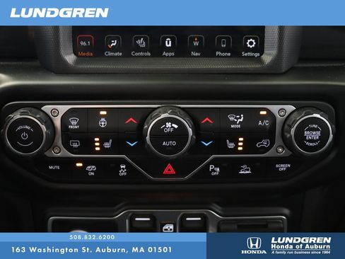 Used 2022 Jeep Wrangler Unlimited Rubicon 392 AWD/4WD image 23