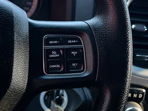 Used 2017 RAM 1500 Classic SLT image 27