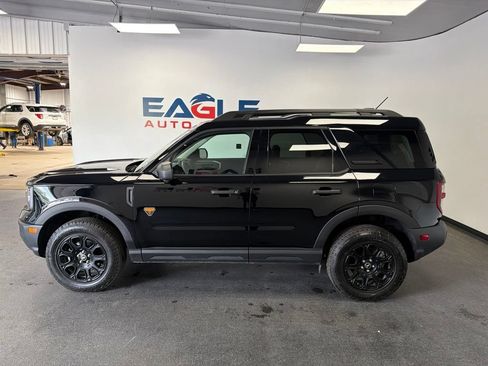 Used 2025 Ford Bronco Sport Badlands AWD/4WD image 5