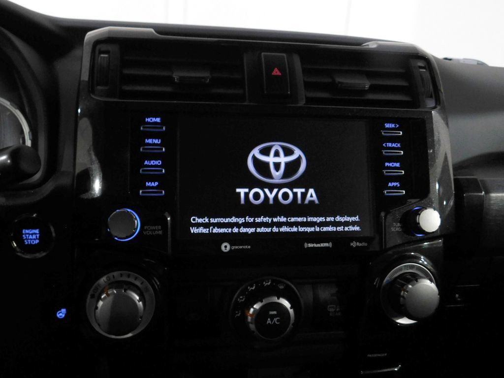 Used 2023 Toyota 4Runner TRD Off-Road Premium w/ Moonroof Package AWD/4WD image 33