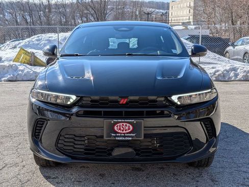 Certified 2023 Dodge Hornet GT w/ Cold Weather Group image 9