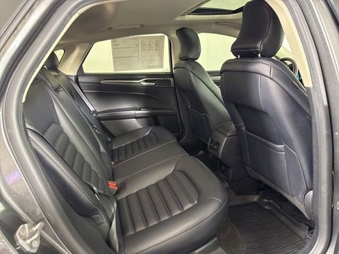 Certified 2019 Ford Fusion SEL FWD image 5