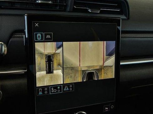 New 2025 GMC Terrain Elevation w/ Technology Package II AWD/4WD image 25