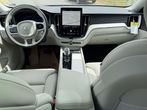New 2026 Volvo XC60 T8 Ultra w/ Climate Package AWD/4WD image 2
