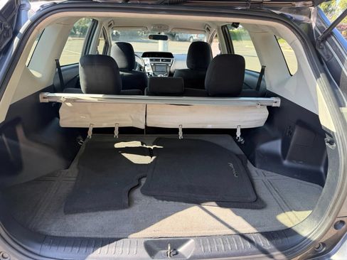Used 2017 Toyota Prius V Two w/ Carpet Mat Package FWD image 10