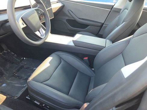 Used 2025 Tesla Model 3 Long Range RWD image 3