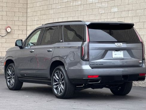 Certified 2021 Cadillac Escalade Sport Platinum w/ Heavy-Duty Trailer Package image 6