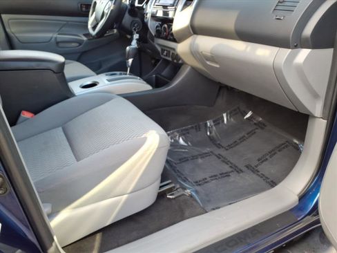 Used 2015 Toyota Tacoma 4x4 Double Cab image 10
