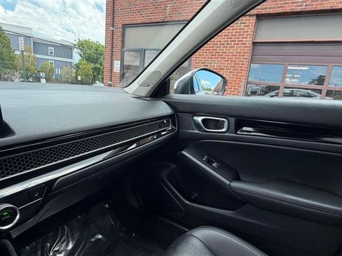 Used 2024 Honda Civic Touring image 32