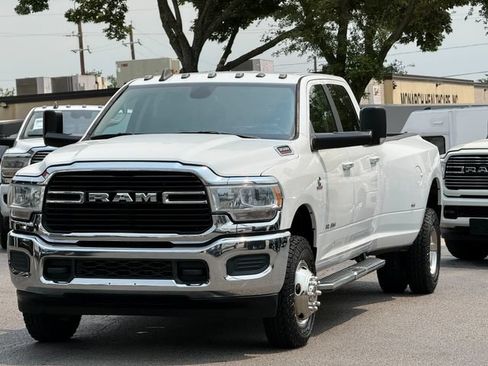 Used 2019 RAM 3500 Big Horn AWD/4WD image 3