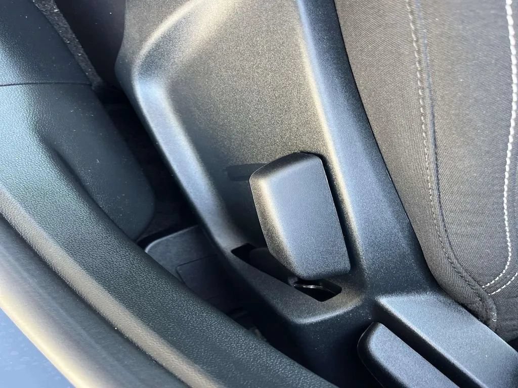 Used 2025 Ford Escape Active w/ Tech Pack #1 FWD image 30