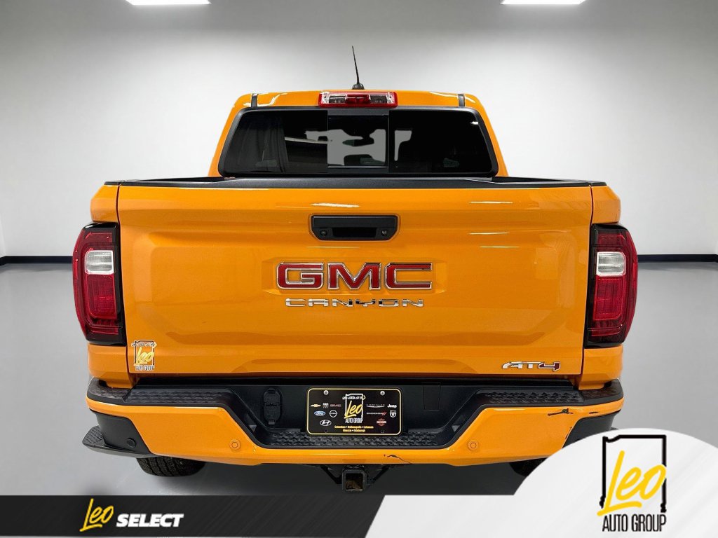 Used 2026 GMC Canyon AT4 w/ Technology Plus Package AWD/4WD image 9
