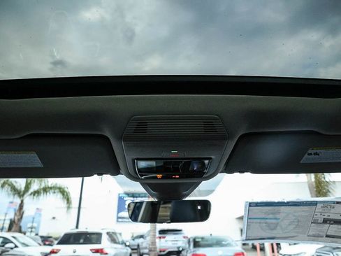 New 2026 Volkswagen Atlas SE image 29