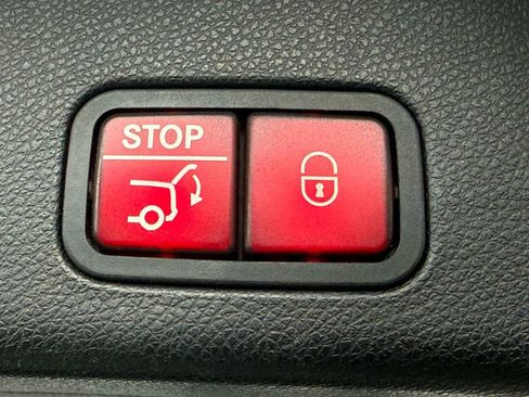 Used 2014 Mercedes-Benz GL 450 4MATIC image 14