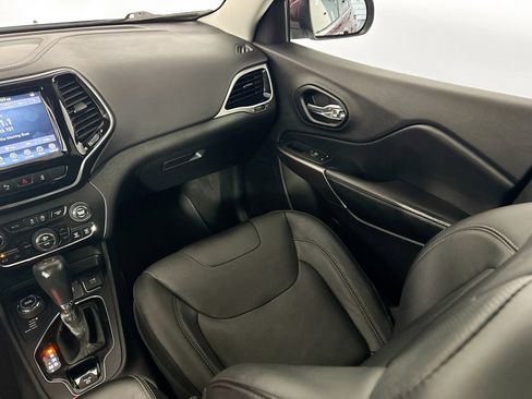 Used 2021 Jeep Cherokee Limited AWD/4WD image 31