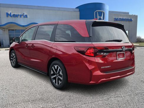New 2026 Honda Odyssey EX-L image 3