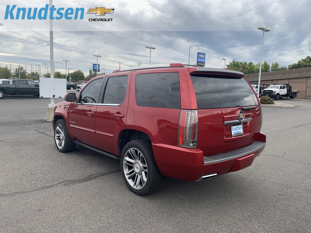 Used 2013 Cadillac Escalade Premium AWD/4WD image 5