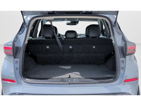 Used 2022 Nissan Murano SV w/ SV Midnight Edition Package FWD image 9