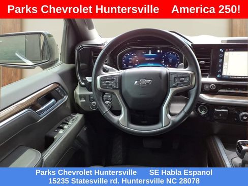 Certified 2022 Chevrolet Silverado 1500 LT Trail Boss w/ LT Trail Boss Premium Package AWD/4WD image 22