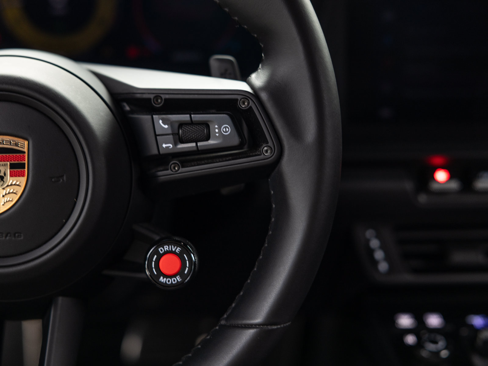 Certified 2025 Porsche 911 Carrera 4 GTS AWD/4WD image 42