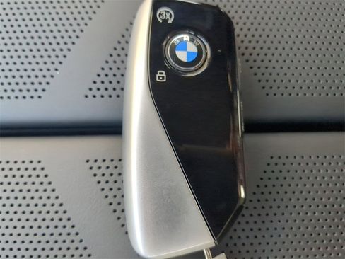 New 2026 BMW 760i xDrive image 30