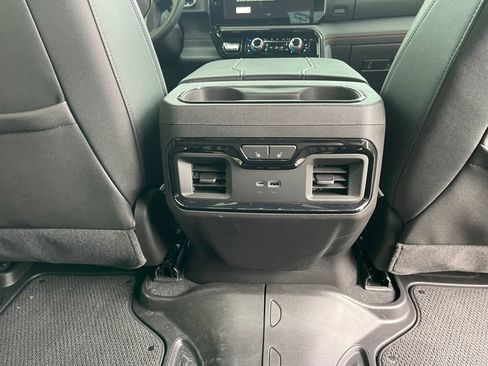 Used 2024 GMC Sierra 1500 AT4 w/ Technology Package image 26