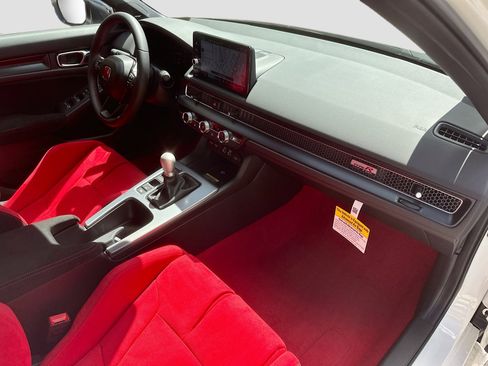 New 2025 Honda Civic Type R image 22