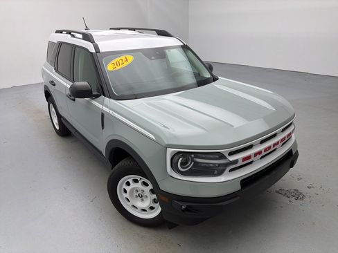 Used 2024 Ford Bronco Sport Heritage w/ Heritage Convenience Package image 2