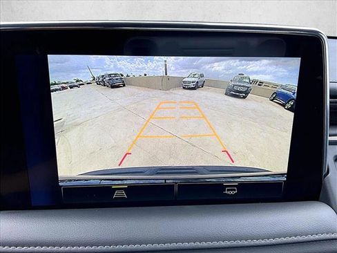 Used 2023 Chevrolet Tahoe Z71 image 23