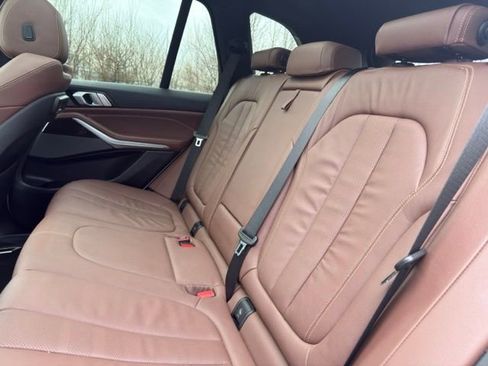 Used 2019 BMW X5 xDrive40i w/ Convenience Package AWD/4WD image 14