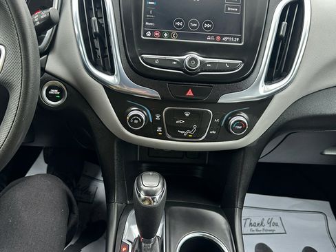 Used 2021 Chevrolet Equinox LT image 18
