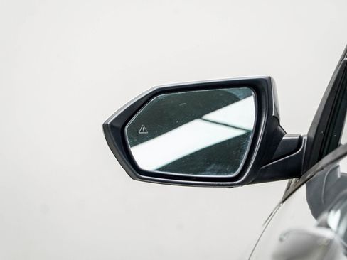 Used 2021 Hyundai Elantra SE image 13