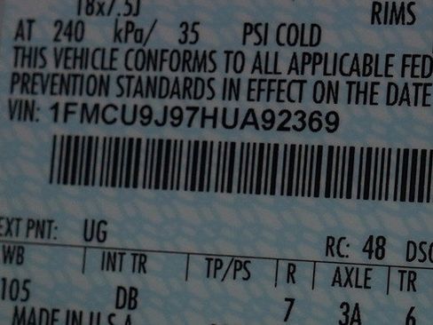 Used 2017 Ford Escape Titanium image 24