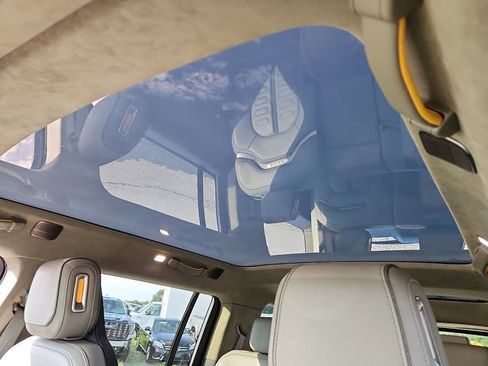 Used 2023 Rivian R1S Launch Edition AWD/4WD image 15