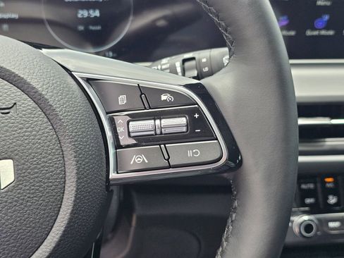 New 2026 Kia Seltos EX FWD image 33