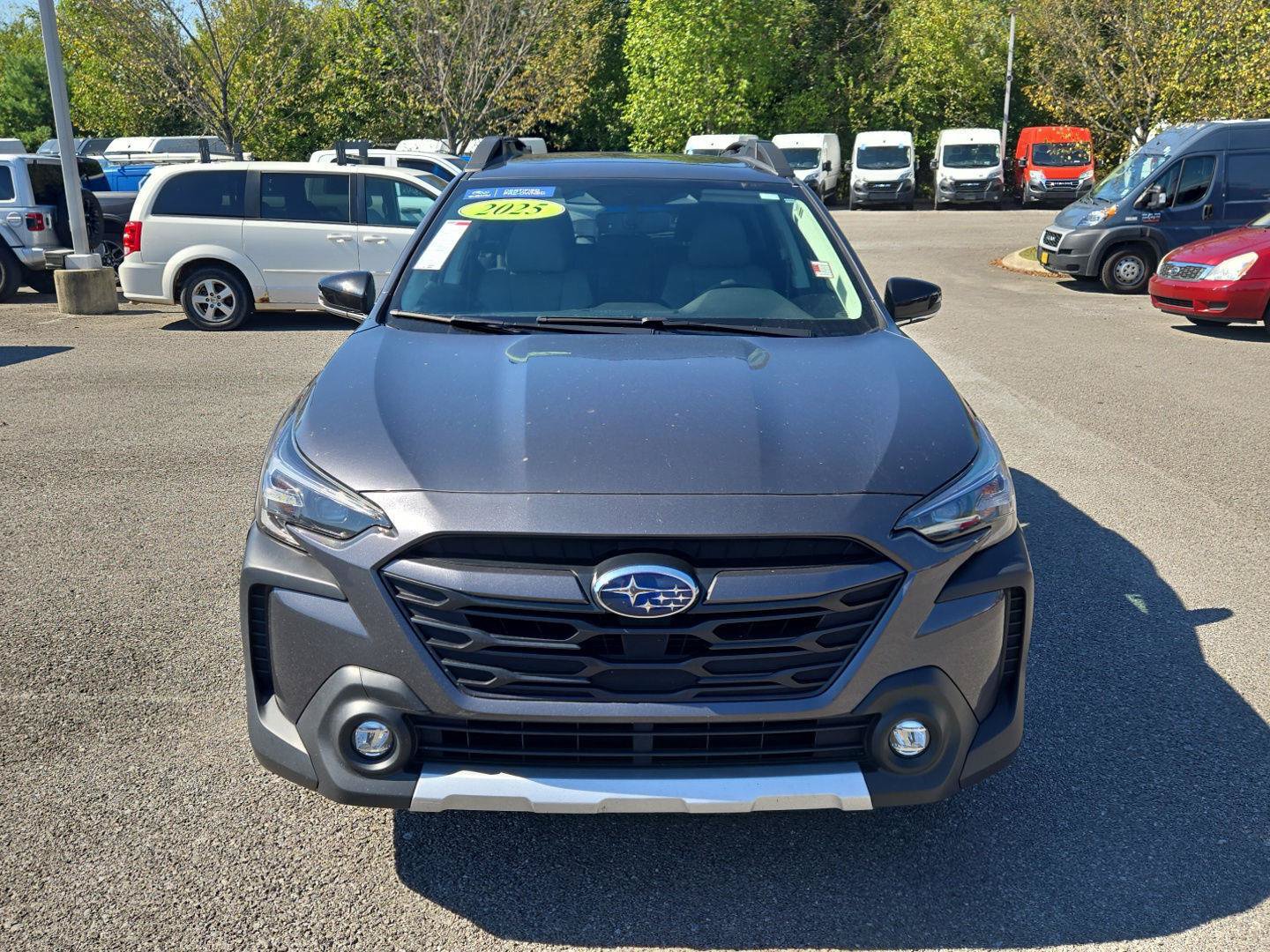 Used 2025 Subaru Outback Limited w/ Popular Package #2 AWD/4WD image 2