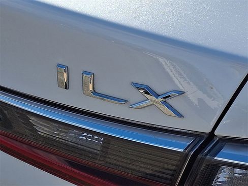 Certified 2021 Acura ILX w/ Premium Package image 31